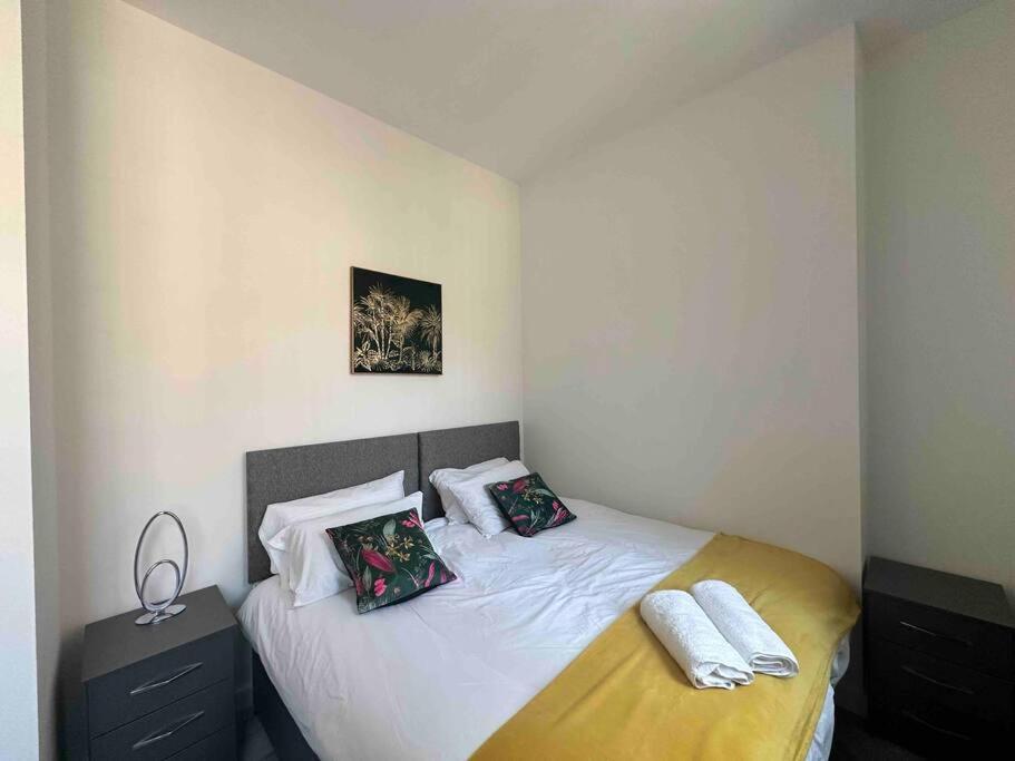 Spacious And Elegant Birmingham
